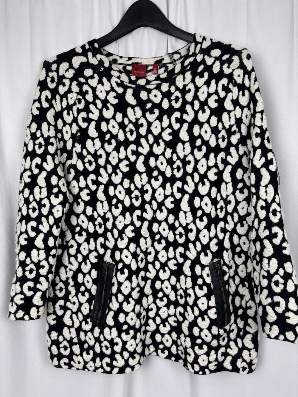 Red Saks Fifth Ave Black White Animal Print Thick Cozy Tunic Top Pockets S